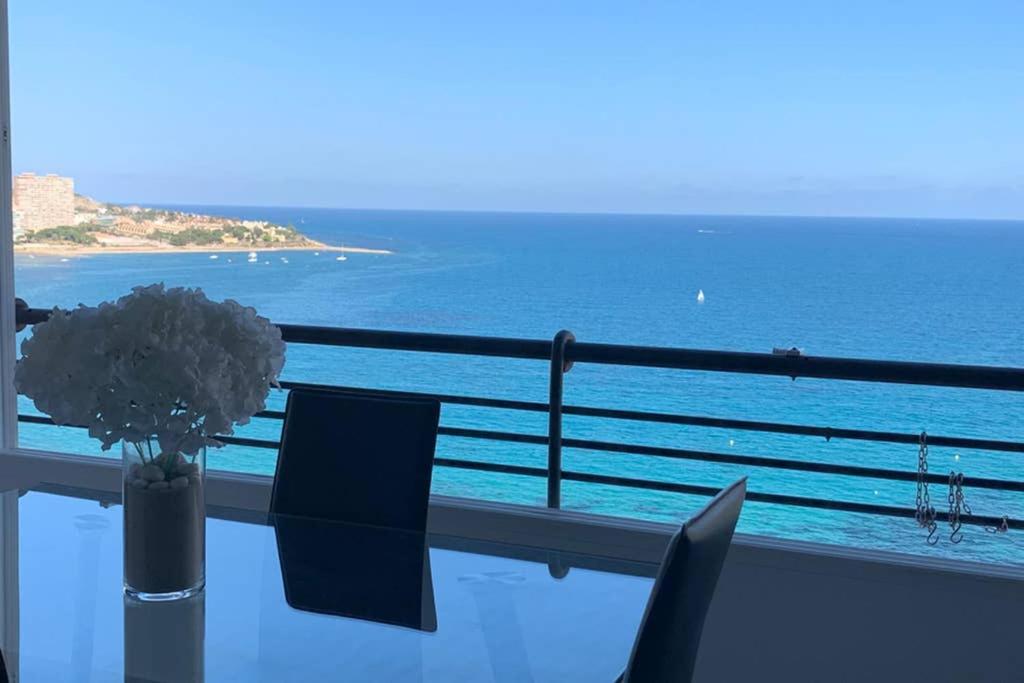 Playa Albufereta. Espectaculares Vistas Al Mar. Apartment Аликанте Екстериор снимка