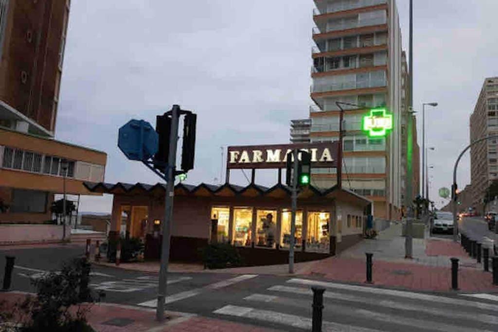 Playa Albufereta. Espectaculares Vistas Al Mar. Apartment Аликанте Екстериор снимка